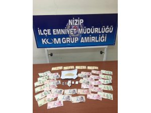 Nizip’te uyuşturucu tacirlerine operasyon: 3 gözaltı