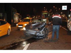 Başkent’te zincirleme trafik kazası: 2 yaralı
