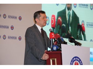 Bakan Selçuk: "Hemen sistemin tümüyle dönüştürülmesinin çok da rasyonel olmadığını düşünüyoruz"
