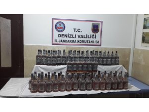 Denizli’de 104 litre kaçak viski ele geçirildi