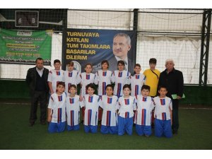 Adapazarı’nda miniklerin futbol coşkusu devam ediyor