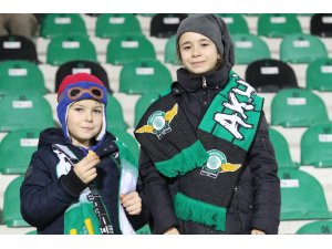 Spor Toto Süper Lig: Akhisarspor: 0 - Atiker Konyaspor: 0 (İlk yarı)