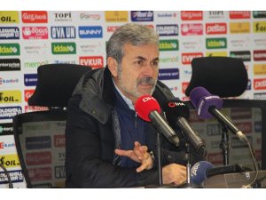 Kocaman:"Çok net bir penaltı atlanmış"