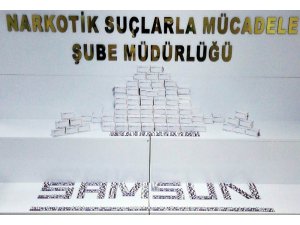 Samsun’da 3 kişi 14 bin 172 adet uyuşturucu hapla yakalandı