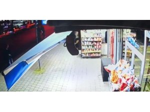 Hendek’te yaşanan silahlı kavganın güvenlik kamera görüntüleri ortaya çıktı