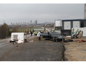 Otomobiliyle bekçi kulübesine daldı: 1 ölü
