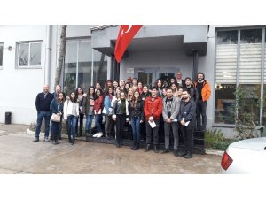 Konfor Mobilya 20 yıllık tecrübesini üniversite öğrencileriyle paylaştı