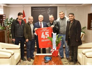Başkan Kayda’ya Ayyıldız forması