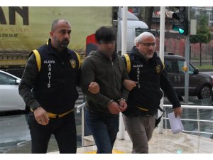Alanya’da kardeş cinayeti şüphelisi adliyede