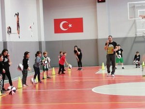 Güçyetmez Basketbol Akademi hedef büyüttü