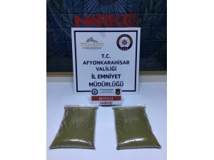 Durdurulan araçlardan çok miktarda uyuşturucu madde ele geçirildi
