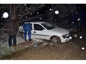 Kar yağışı beraberinde kazaları getirdi: 1 ölü, 8 yaralı