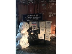 Van’da 10 bin paket kaçak sigara ele geçirildi