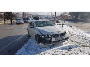Jandarma kavşağında kaza: 1 yaralı