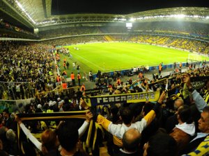 İlk devrenin en yüksek seyirci ortalaması Fenerbahçe’nin