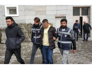 Eski sendika başkanını kavgayı ayırmak isterken vuran zanlı adliyede