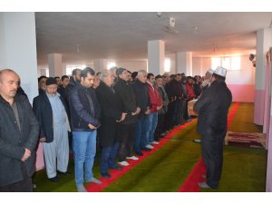Minibüsün altında can veren Seldanur gözyaşları arasında defnedildi