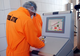 Günlük 4 ton tıbbi atık sterilize ediliyor