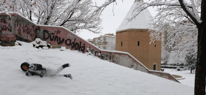 Konya merkezde okullar tatil edildi