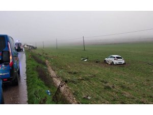 Şanlıurfa’da yolcu minibüsü ile otomobil çarpıştı: 4 yaralı