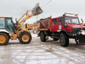 Beyşehir Belediyesinin kar mesaisi