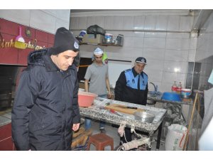 Zabıta’tan kebapçılara hijyen denetimi