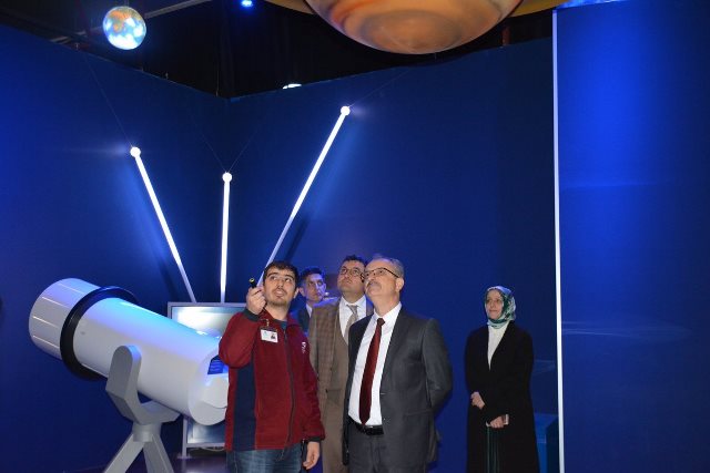 Rektör Özçelik’ten, Konya Bilim Merkezi’ne ziyaret