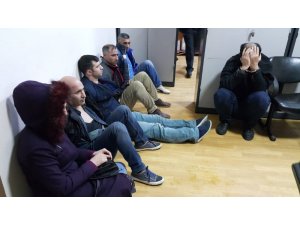 Polise saldıran 6 kişi adli kontrol şartıyla serbest kaldı