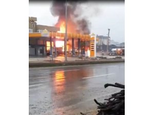 Şanlıurfa’da akaryakıt istasyonunda patlama