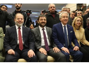 AK Parti Isparta'da seçim koordinasyon merkezi açtı
