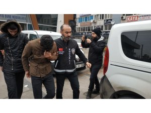 Uyuşturucu satacakları şahsı gasp ettiği iddia edilen 3 kişi serbest bırakıldı