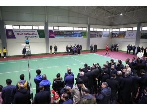 Bölgede bir ilk olan tenis dünyasının açılışı gerçekleştirildi