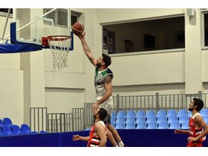 Çorlu Belediyesi Gençlik ve Spor Kulübü galibiyet serisini sürdürüyor