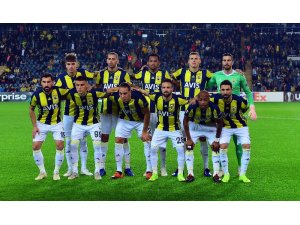 Fenerbahçe’de 14 futbolcunun sözleşmesi sona eriyor