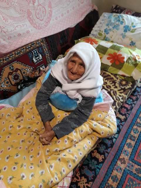 105 yaşındaki Hatice ana  Cumhurbaşkanını görmek istiyor