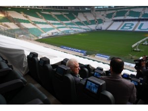 Bursaspor’un en konforlu tribünü tanıtıldı