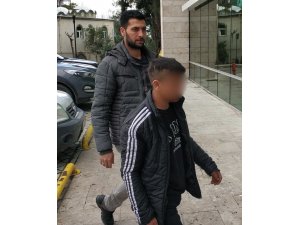 13 yaşındaki çocuk tabancayla yakalandı
