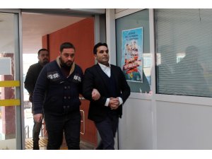 Havalimanında yakalanan FETÖ firarisi tutuklandı