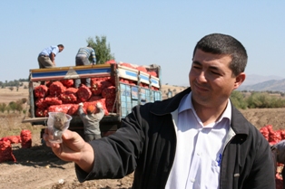 Çiftçinin korkulu rüyası fareler mesaide