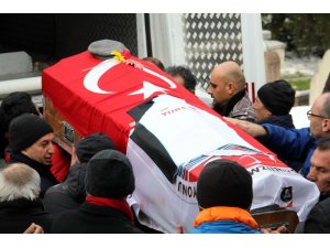 Koşarken ölen atletizmin efsane ismi son yolculuğuna uğurlandı