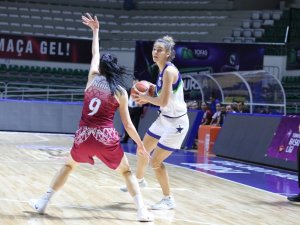 Periler  yılı galibiyetle tamamladı