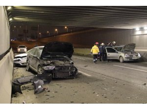 Ankara’da zincirleme trafik kazası: 5 yaralı
