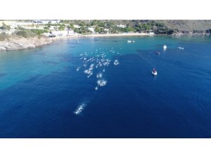 Üşümediler soğukta yüzdüler