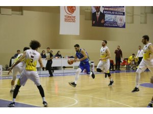 Denizli Basket yeni yıla namaglup girdi