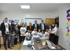 GKV Özel Liseleri Robotik-Kodlama atölyesi açıldı