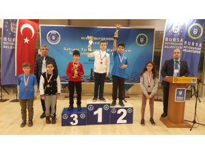 Satrançta yılın son hamlesini yaptılar