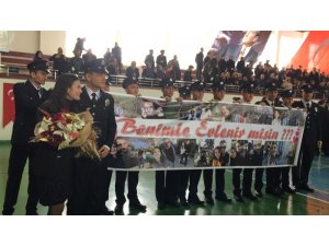 POMEM mezuniyetinde sürpriz evlilik teklifi