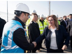 Ticaret Bakanı Pekcan, Ambarlı Gümrük Müdürlüğü’nü ziyaret etti