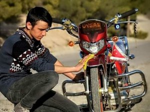 Motosikletler çarpıştı: 1 ölü, 1 yaralı