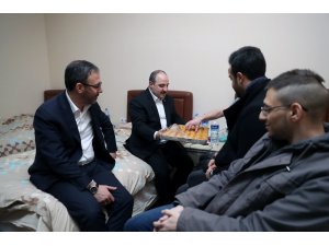 Bakanlar KYK öğrenci yurtlarına sürpriz ziyaret gerçekleştirdi